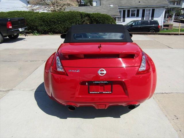 2010 Nissan 370Z Roadster Touring 2dr Convertible 7A