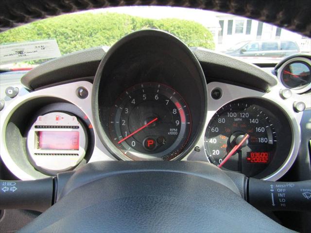 2010 Nissan 370Z Roadster Touring 2dr Convertible 7A