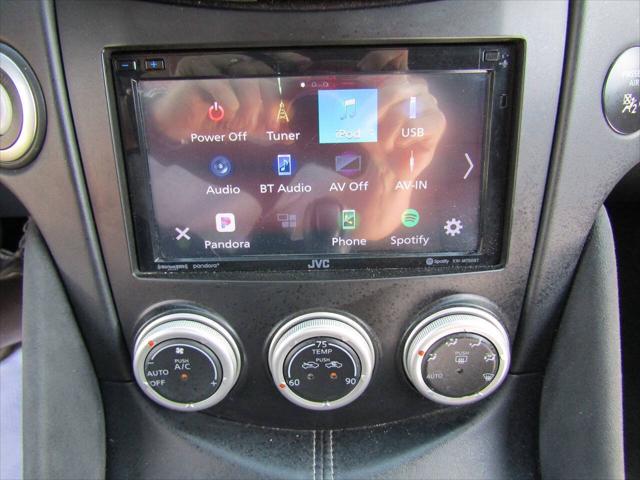 2010 Nissan 370Z Roadster Touring 2dr Convertible 7A
