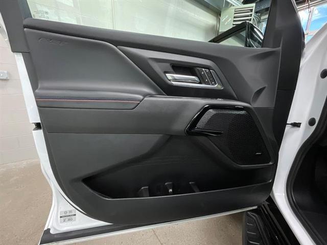 2025 Chevrolet Silverado EV RST