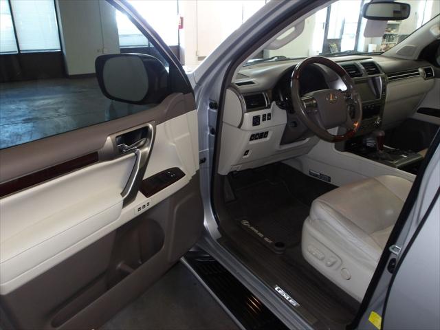 2016 Lexus GX 460 Luxury