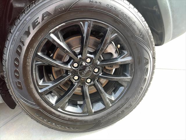 2023 Jeep Cherokee Altitude Lux 4x4