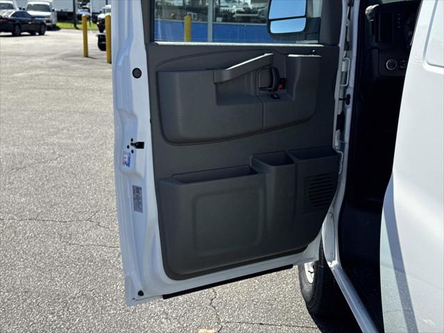2026 Chevrolet Express Cargo Van 3500 Extended Wheelbase, WT, RWD