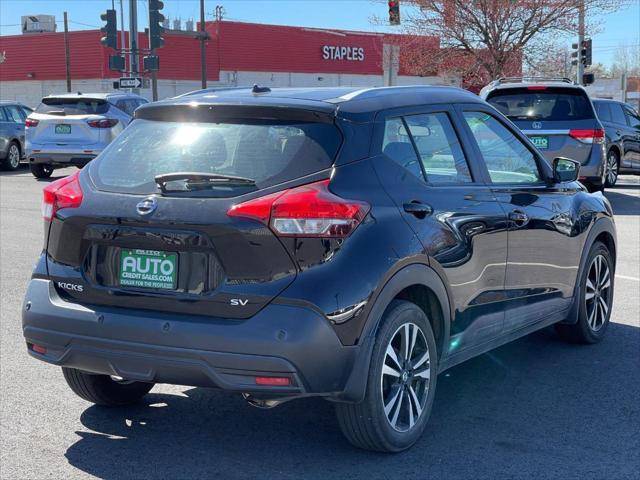 2020 Nissan Kicks SV Xtronic CVT