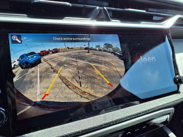 2026 Jeep Cherokee Laredo 4x4