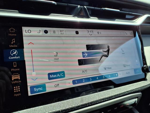 2026 Jeep Cherokee Laredo 4x4