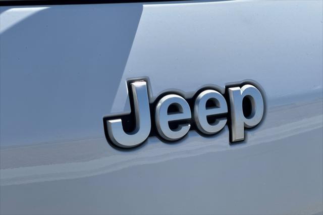 2025 Jeep Grand Cherokee L Summit 4x4