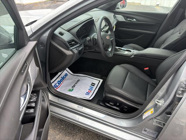 2025 Cadillac CT4 Premium Luxury RWD