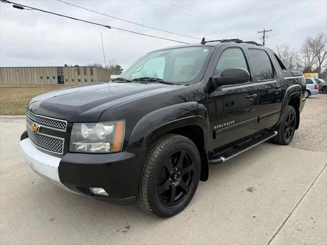 2011 Chevrolet Avalanche LT1 for sale in Flint, MI
