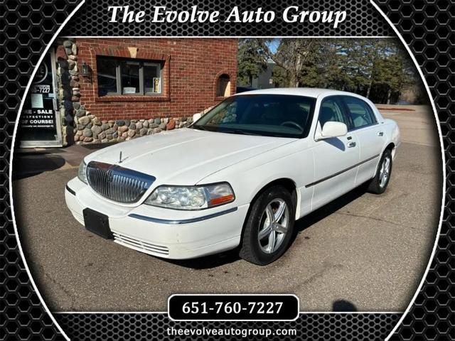 2006 Lincoln Town Car Signature for sale in Stillwater, MN