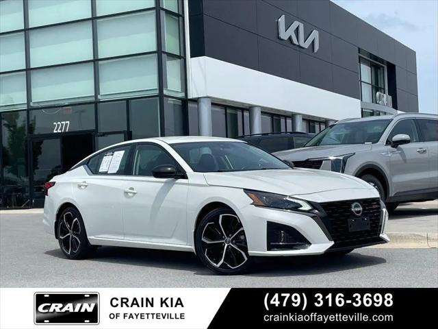 2023 Nissan Altima SR FWD for sale in Fayetteville, AR