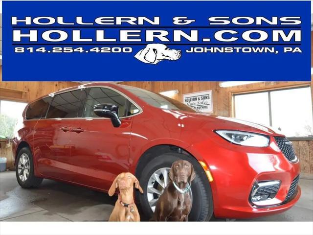 2025 Chrysler Pacifica Select for sale in Johnstown, PA