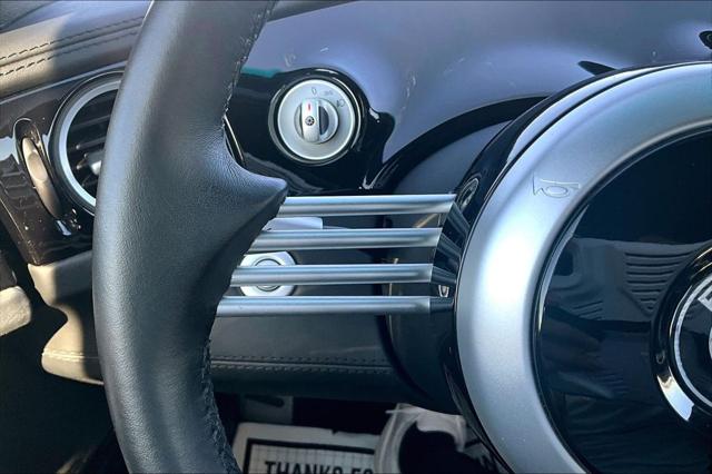 2001 BMW Z8 Base