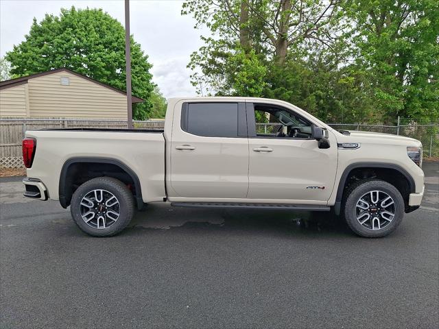 2026 GMC Sierra 1500 Crew Cab, Standard Bed, AT4, 4WD