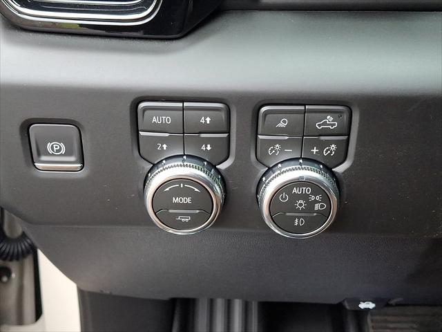 2026 GMC Sierra 1500 Crew Cab, Standard Bed, AT4, 4WD