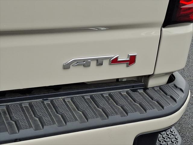 2026 GMC Sierra 1500 Crew Cab, Standard Bed, AT4, 4WD