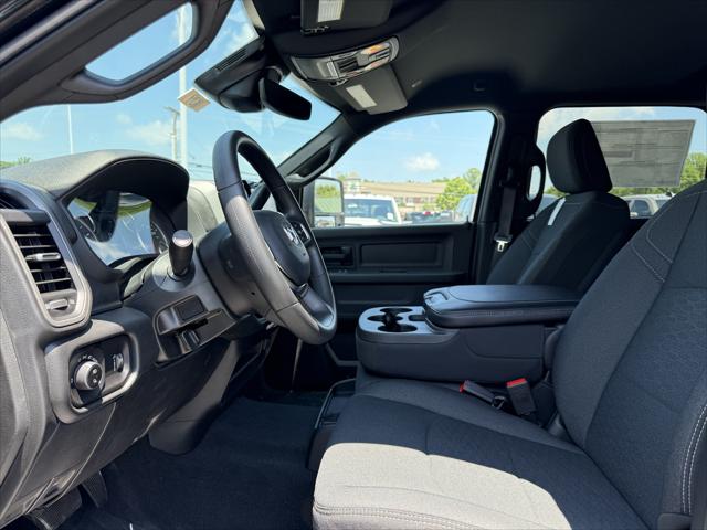 2026 Ram 2500 Black Express Crew Cab 4x4 64 Box