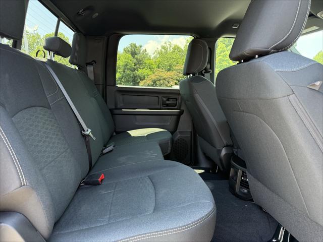 2026 Ram 2500 Black Express Crew Cab 4x4 64 Box