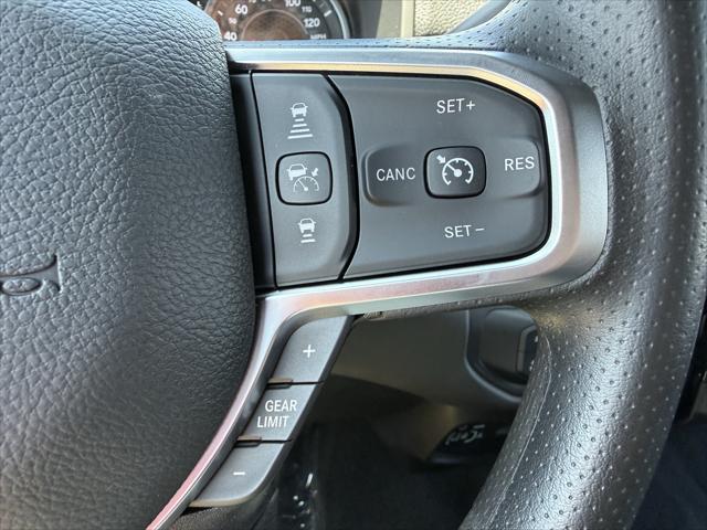 2026 Ram 2500 Black Express Crew Cab 4x4 64 Box