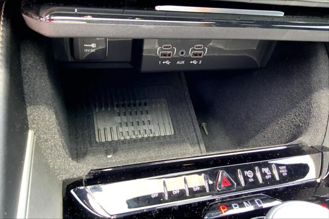 2026 Jeep Grand Wagoneer Upland 4x4