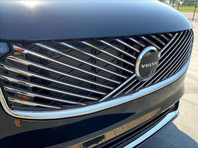 2026 Volvo XC90 Plug-In Hybrid Ultra, T8 AWD, Electric/Gasoline, Bright, 7 Seats