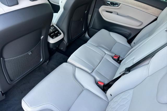 2026 Volvo XC90 Plus, B6 AWD Gas (mild hybrid), Gasoline, Bright, 7 Seats