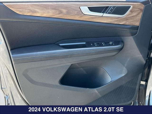 2024 Volkswagen Atlas 2.0T SE
