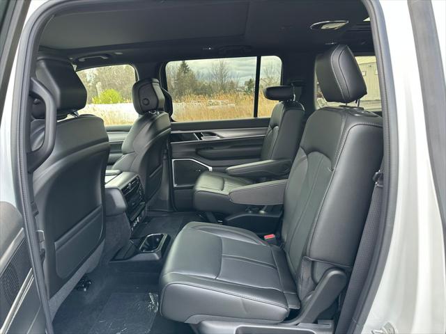 2026 Jeep Grand Wagoneer Unknown
