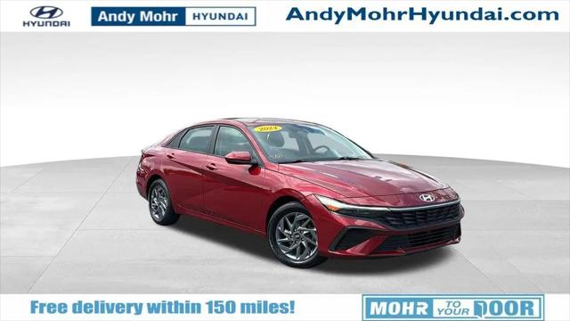 2024 Hyundai Elantra Hybrid Blue for sale in Bloomington, IN