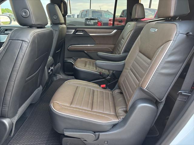 2026 GMC Acadia Denali Ultimate AWD