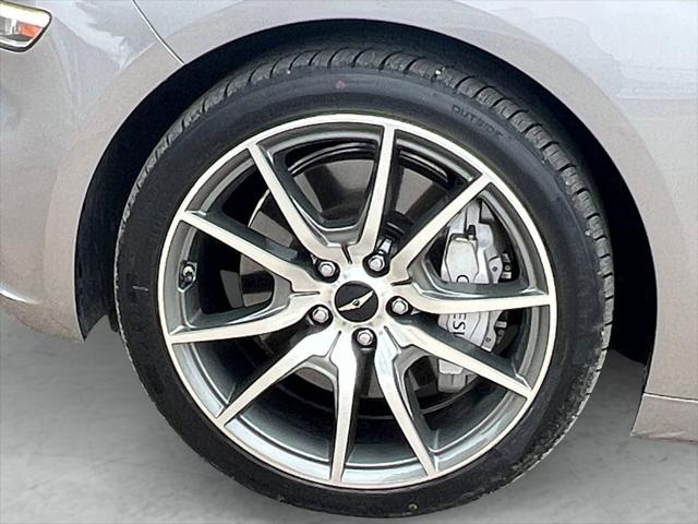 2024 Genesis G70 2.5T RWD