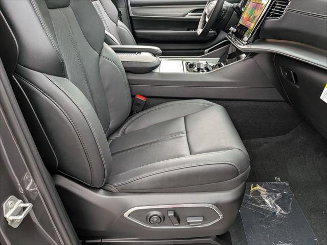 2026 Jeep Grand Wagoneer Limited Altitude 4x4