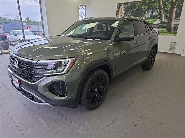 2026 Volkswagen Atlas Cross Sport SE with Technology