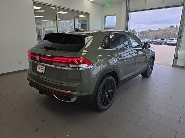 2026 Volkswagen Atlas Cross Sport SE with Technology