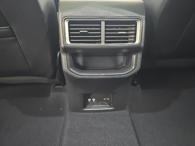2026 Volkswagen Atlas Cross Sport SE with Technology