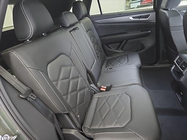 2026 Volkswagen Atlas Cross Sport SE with Technology