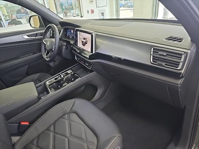 2026 Volkswagen Atlas Cross Sport SE with Technology