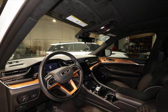 2025 Jeep Grand Cherokee L Summit Reserve 4x4