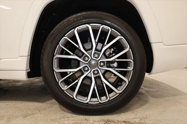 2025 Jeep Grand Cherokee L Summit Reserve 4x4