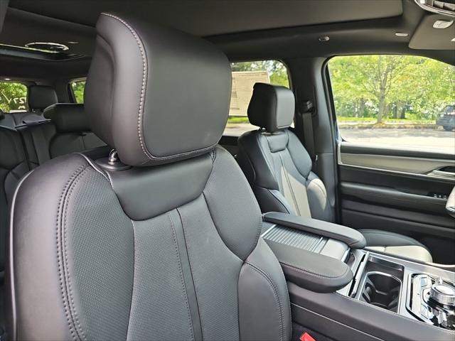 2026 Jeep Grand Wagoneer Upland