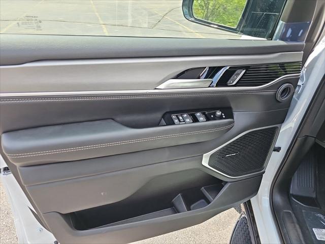 2026 Jeep Grand Wagoneer Upland