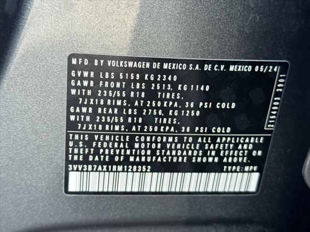 2024 Volkswagen Tiguan 2.0T SE