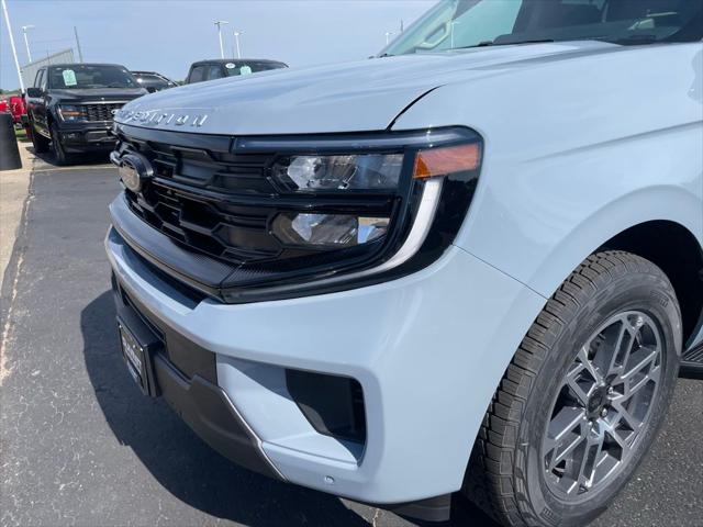 2026 Ford Expedition Max Active MAX