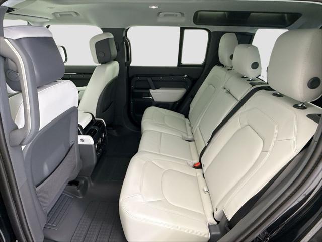 2026 Land Rover Defender P400 X-Dynamic SE