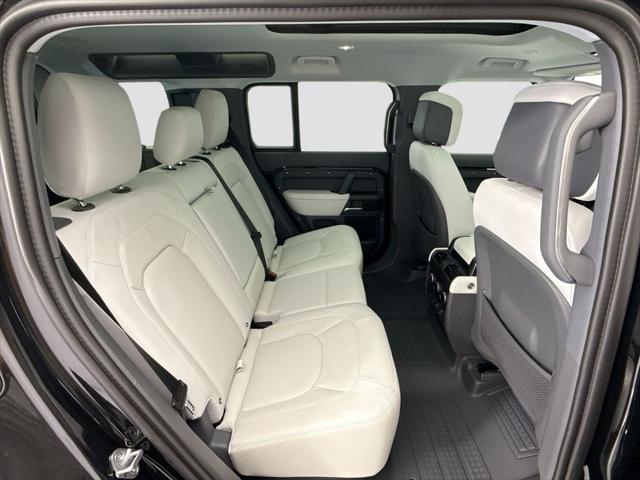 2026 Land Rover Defender P400 X-Dynamic SE
