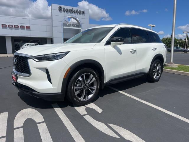 2023 INFINITI QX60 LUXE AWD