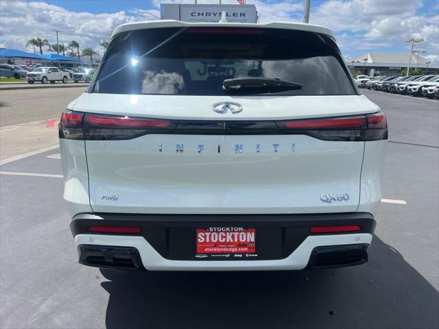 2023 INFINITI QX60 LUXE AWD