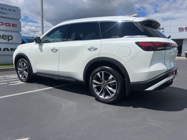 2023 INFINITI QX60 LUXE AWD