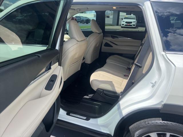 2023 INFINITI QX60 LUXE AWD