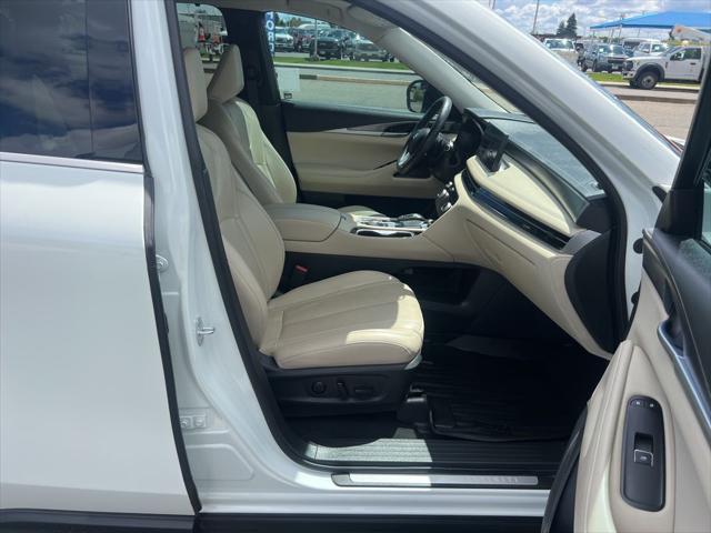 2023 INFINITI QX60 LUXE AWD